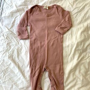 Organic cotton lightweight footie pink pajamas by Kate Quinn 3-6 months